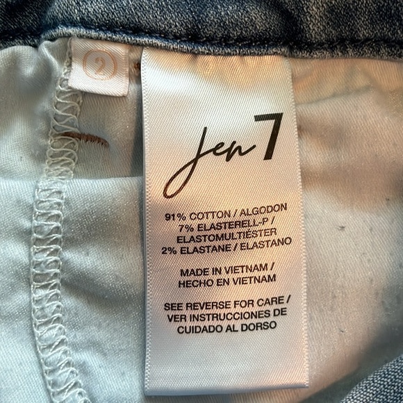 7 For All Mankind Jen7 Bermuda Shorts Mid Rise Size 2 - Picture 11 of 16